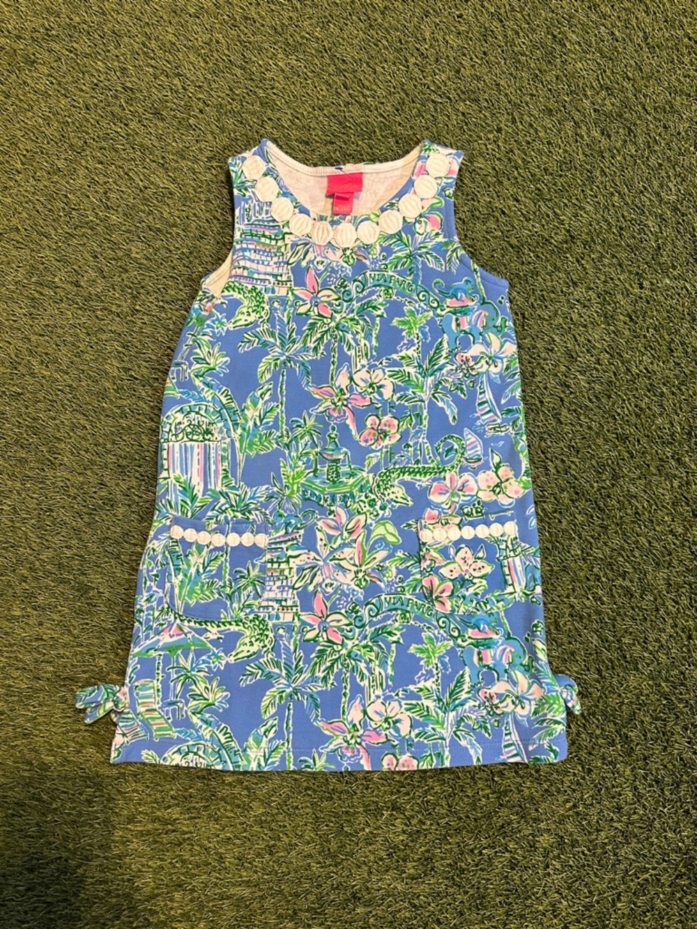 NWOT Lilly Pulitzer Floral Beach Graphic Blue Green Pink Dress Size 6-7Y